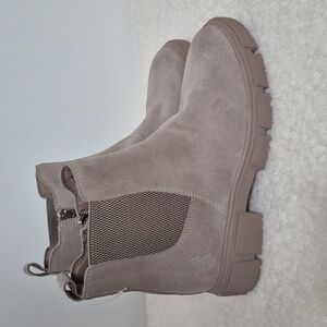 Blondo Womens Para Waterproof Suede Pull-on Ankle Bootie 9M